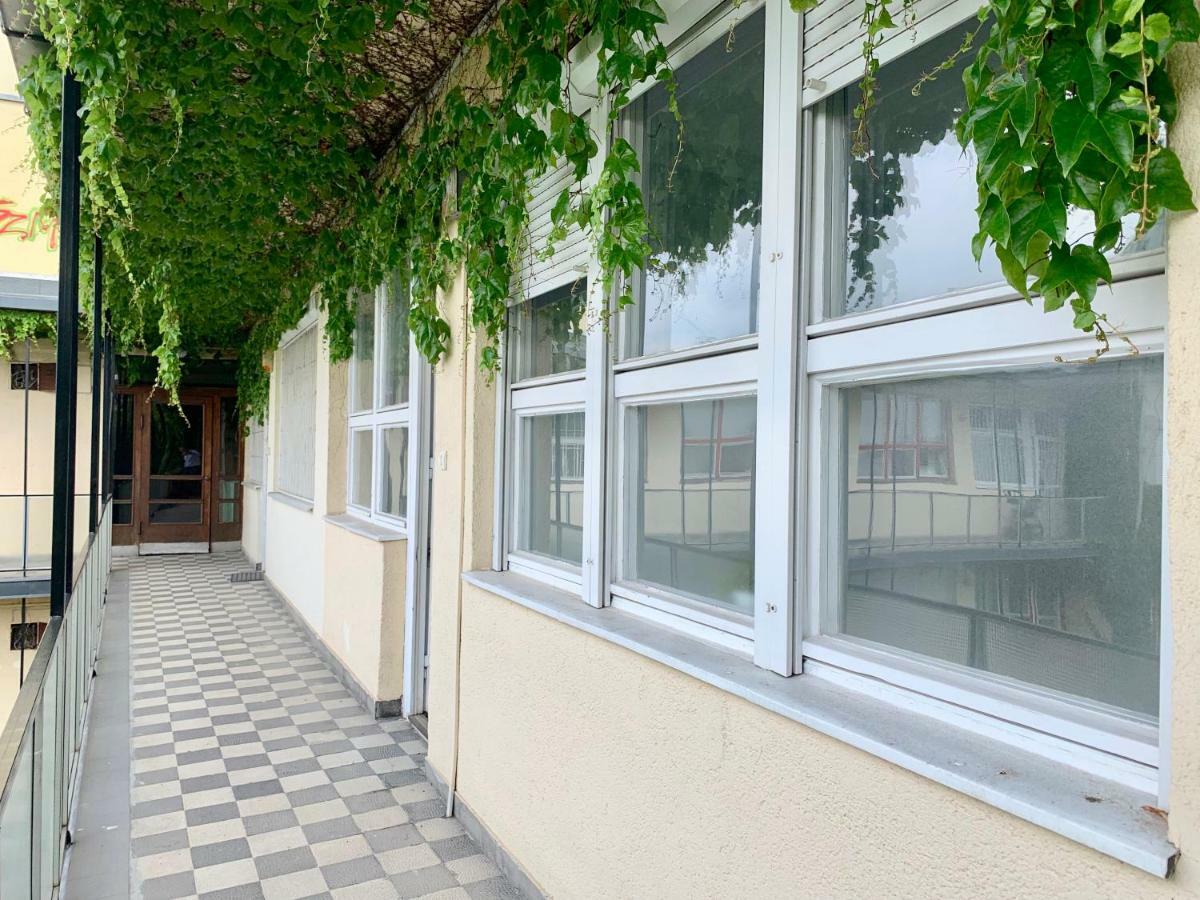 Standard Apartment By Hi5 - Incredible View With Terrace Budapeste Exterior foto